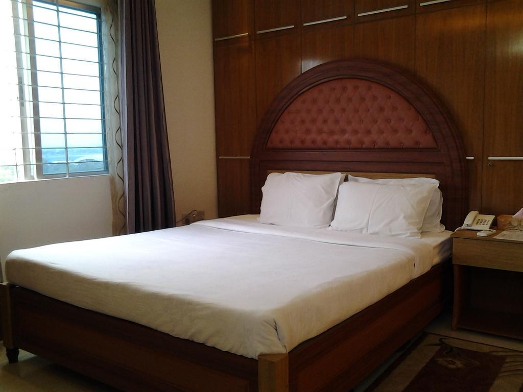Hotel Afford Inn Dacca Cameră foto